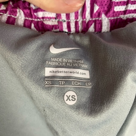 Nike shorts - Picture 2 of 7